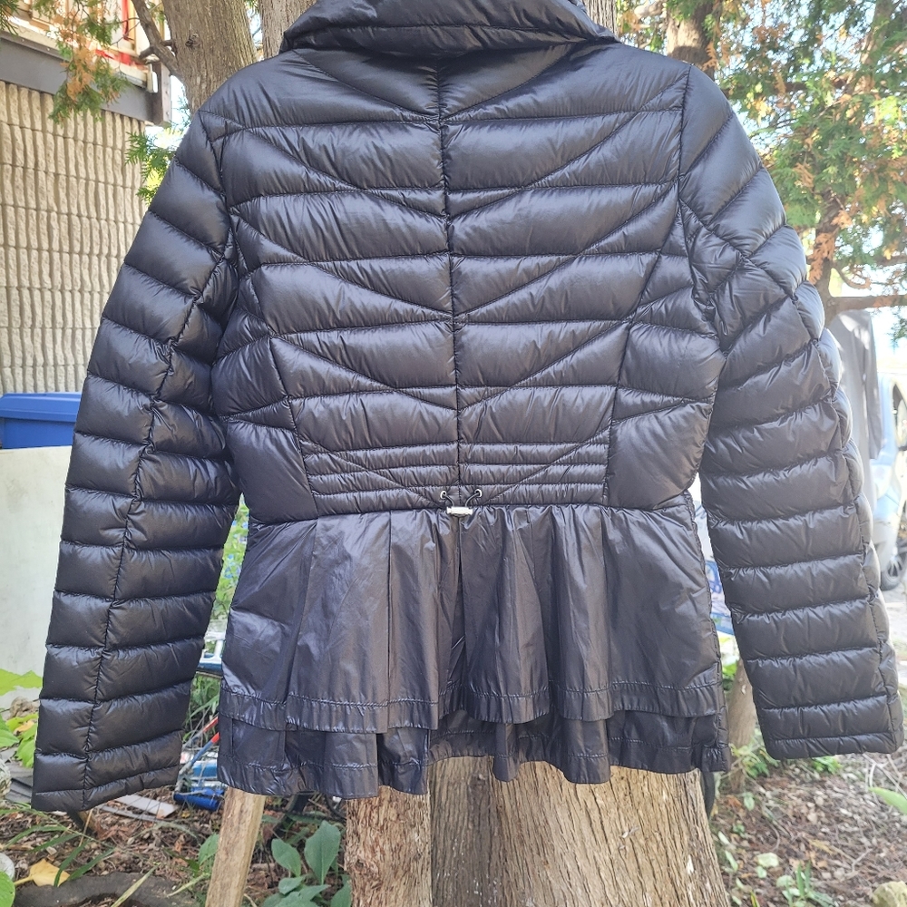 Calvin Klein down Puffer Jacket - Picture 5 of 5